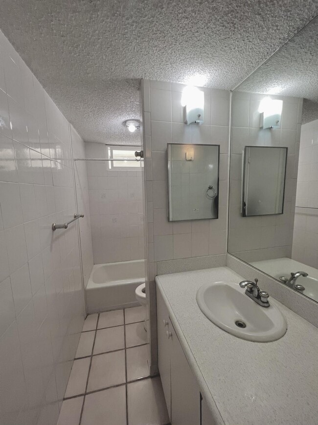 Photo - 85-003 Pokai Bay St