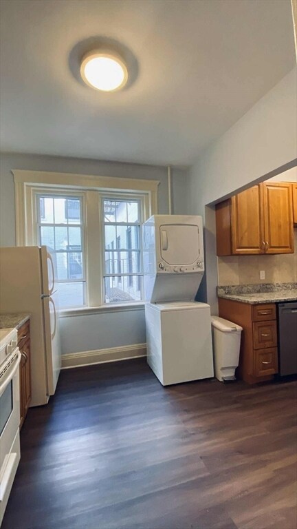 Photo - 153 Strathmore Rd Unit 6