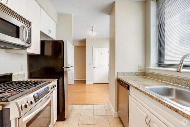 Building Photo - 555 Massachusetts Ave NW Rental