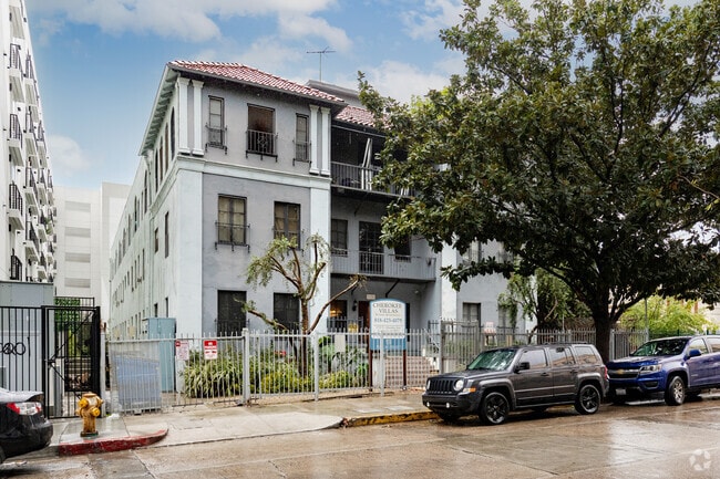 Cherokee Villas