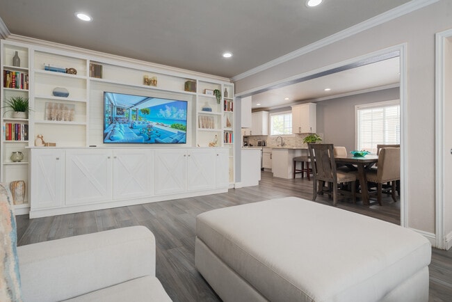 Photo - 4009 Centralia St