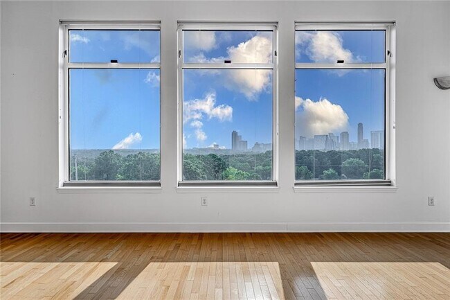 Photo - 3820 Roswell Rd NE Unidad 901