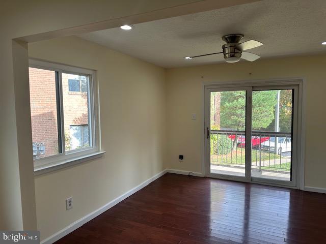 Photo - 1001 Edison Glen Terrace