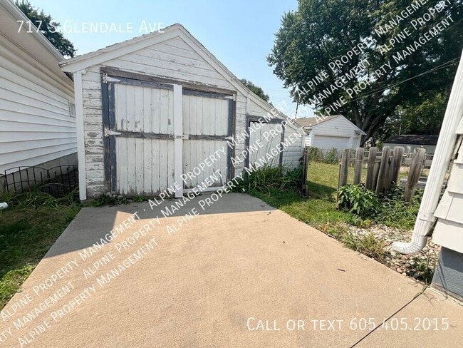 Photo - 717 S Glendale Ave