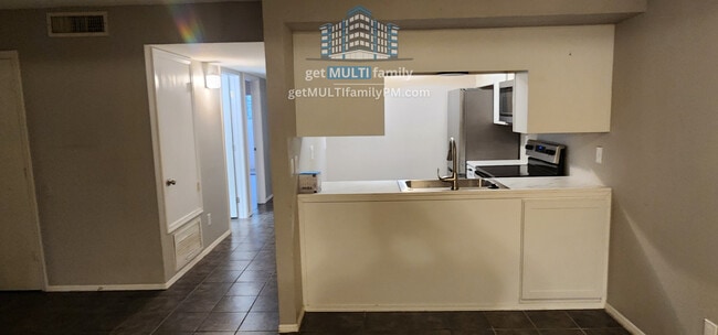 Photo - 1903 N Spring-102 Unit 102