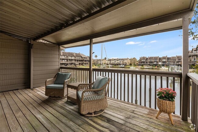 Building Photo - 18138 Bal Harbour Dr Rental