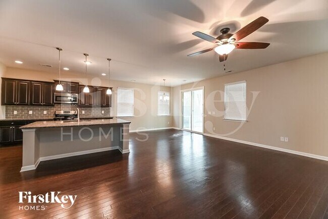 Photo - 203 Sabal Palmetto Ct