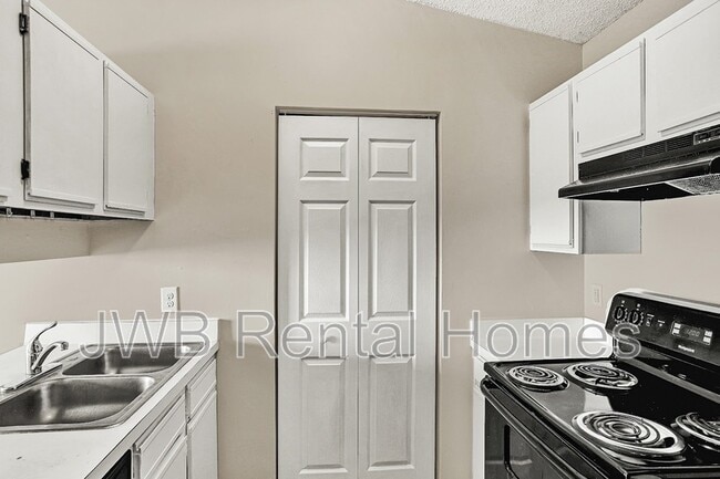 Photo - 10977 Traci Lynn Dr