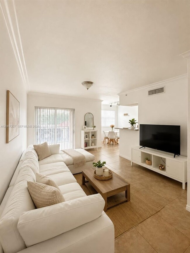 Photo - 131 SW 117th Ave Unidad 8205