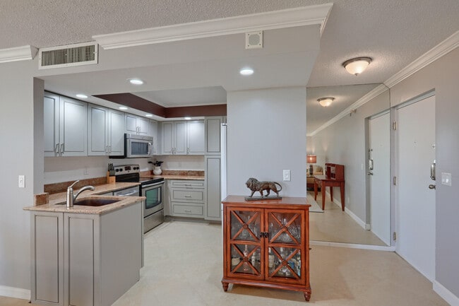 Photo - 2800 N Ocean Dr Unit A