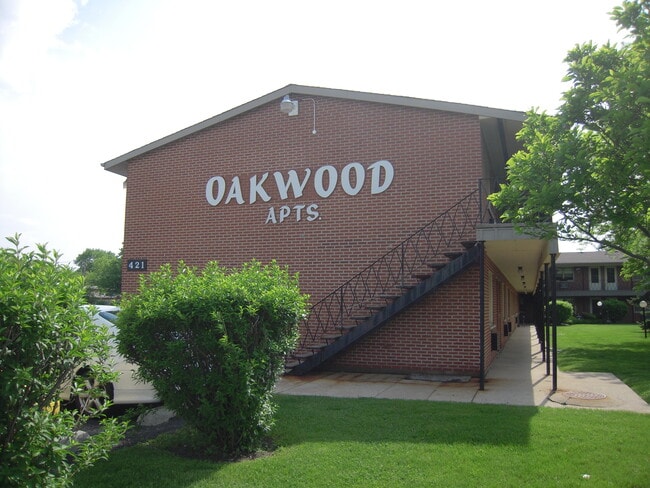 Photo - Oakwood Apartments