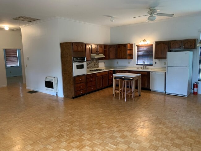 Photo - 1593 Leesburg Pike