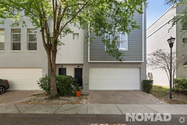 Building Photo - Stylish 3BR Townhome in Tampa