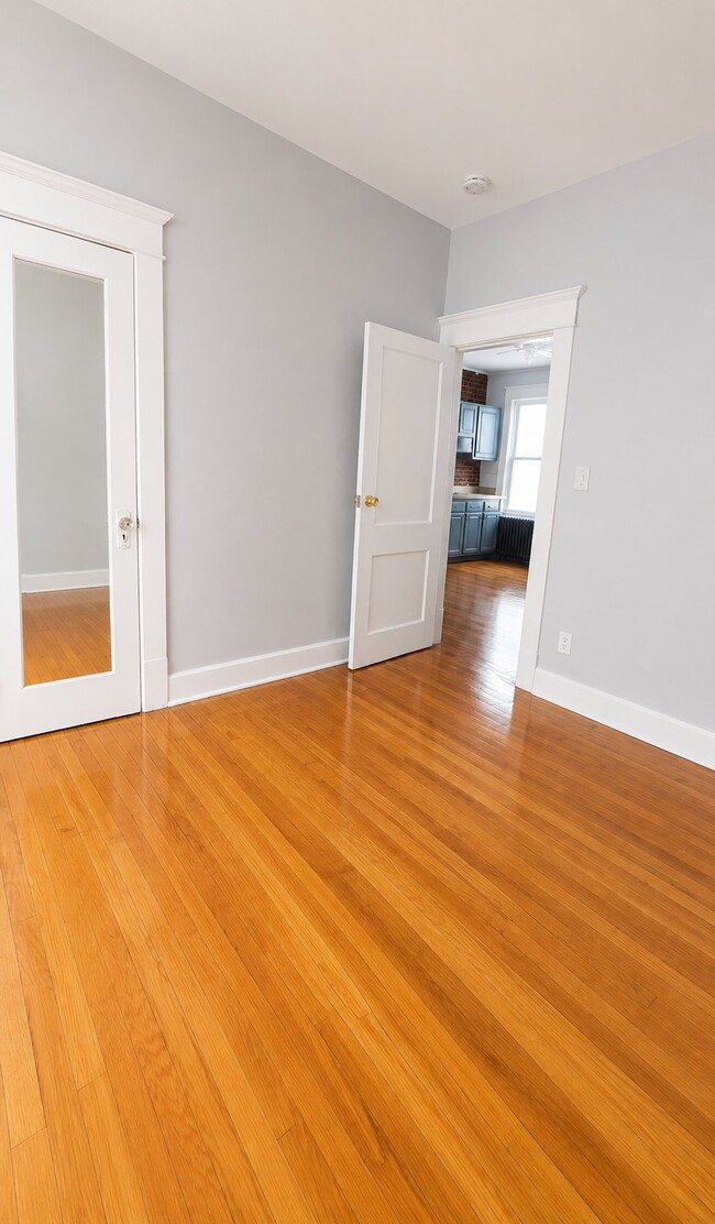 Photo - 248 Morris St Unit 1