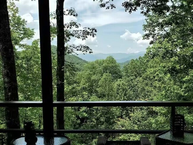 Photo - 328 Possum Trot Trail