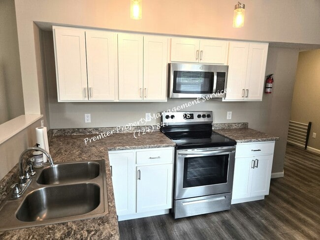 Photo - 341 Park St Unit 2