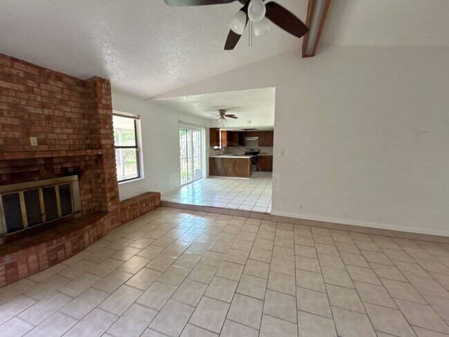 Photo - 2803 Greystone Dr