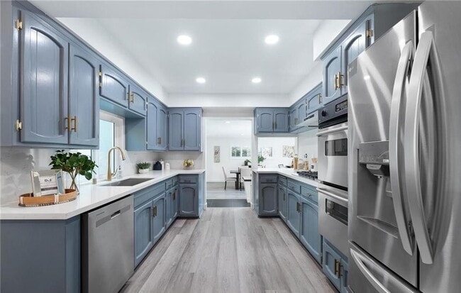 Photo - 8356 Vanalden