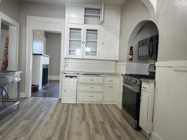 Photo - 601 N 22nd St