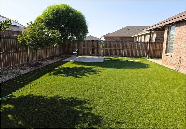 Photo - 6911 Brisco Rd