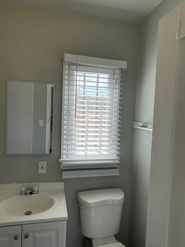 Photo - 241 W 80th St