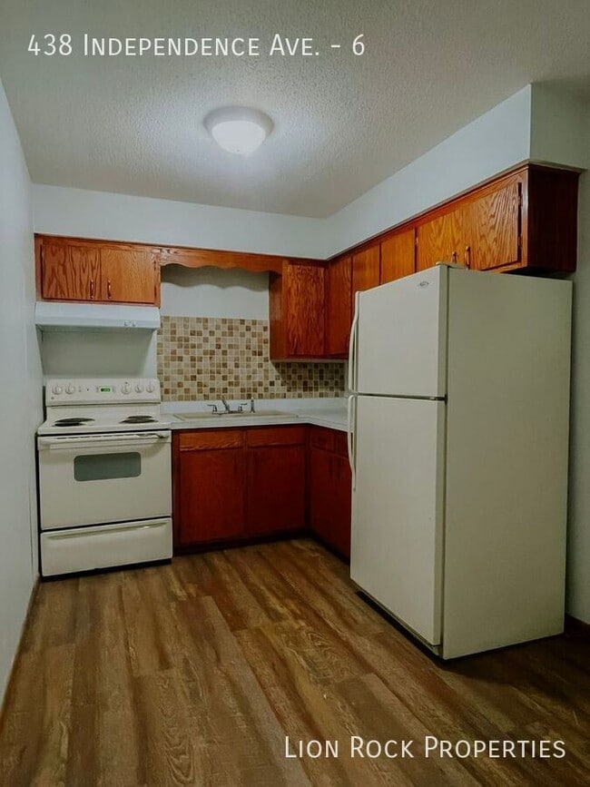 Building Photo - 438 Independence Ave N Unit 6 Rental