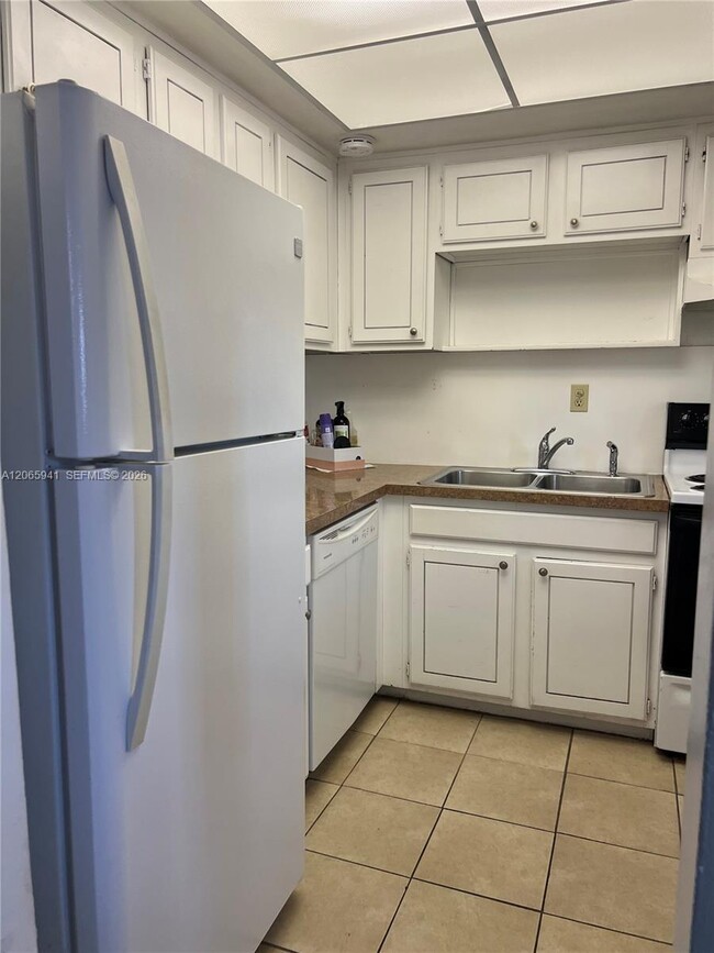 Photo - 1535 SE 15th St Unit 209
