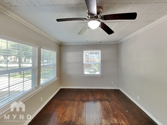 Photo - 404 Virginia Ave