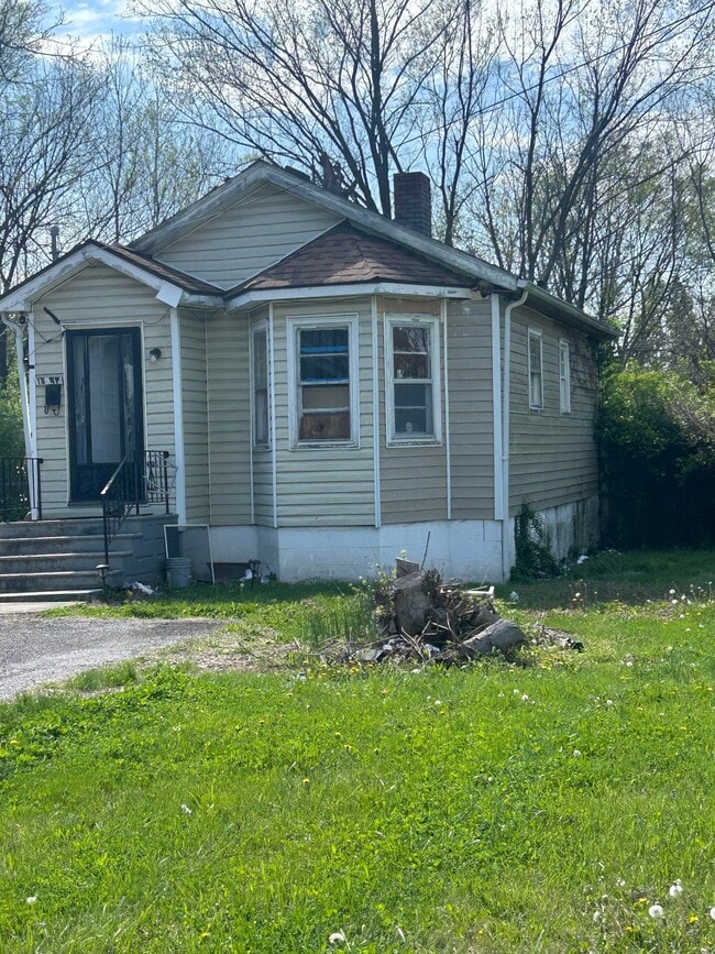 Building Photo - 1847 N 56th St