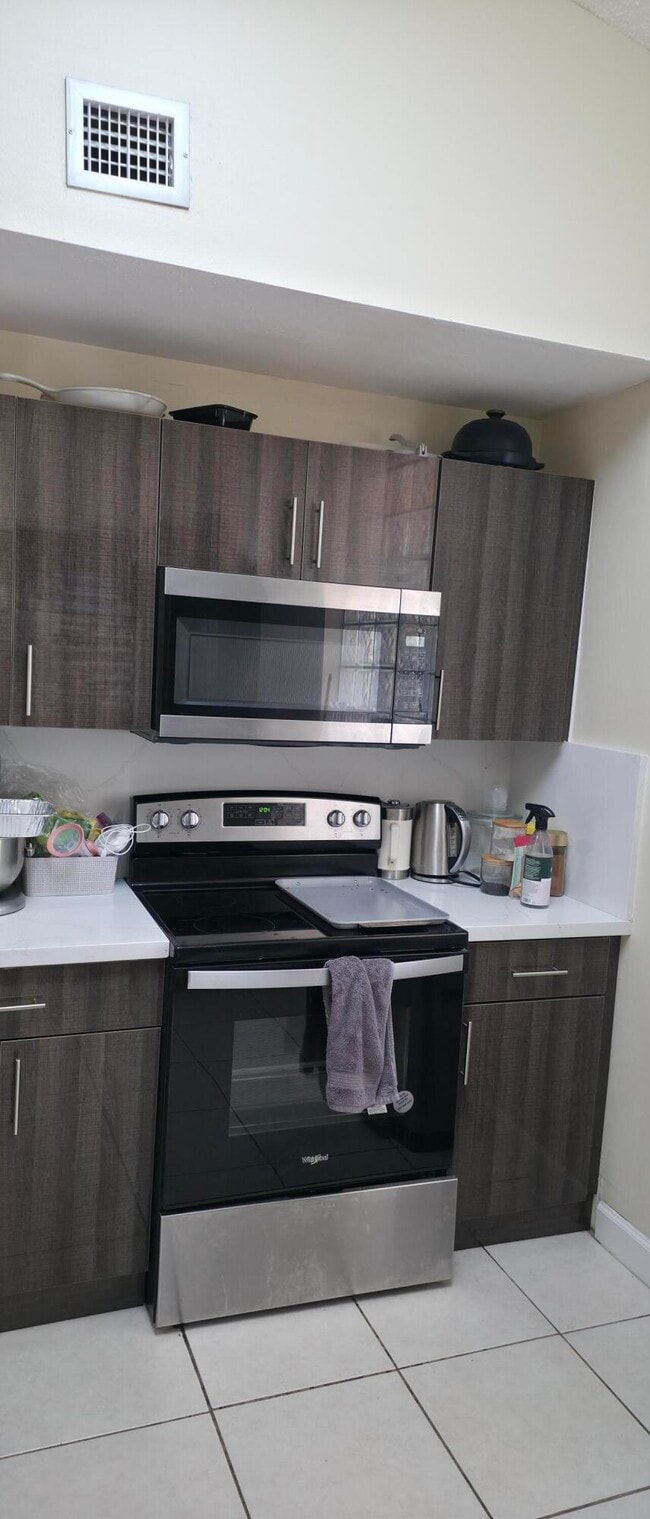 Photo - 6936 SW 39th St Unit D208