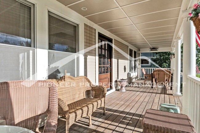 Building Photo - Charming 2-Bedroom + Office in the Historic Old North End, with access to 2 car garage spaces.