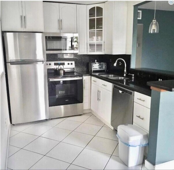 Photo - 457 Brittany Dr