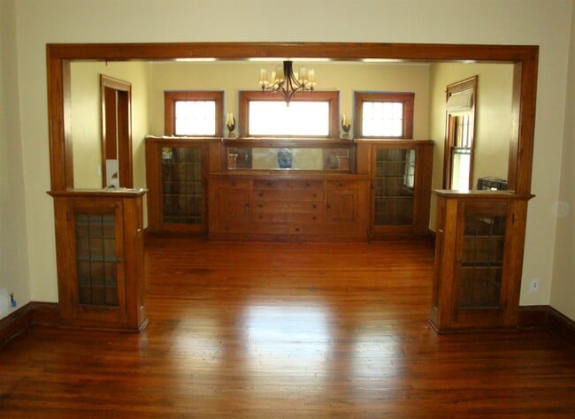 Photo - 3823 Blaisdell Ave Unidad 2