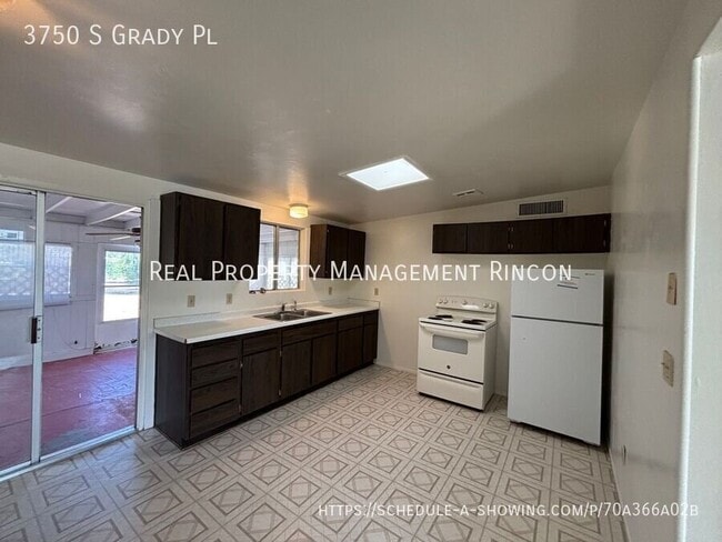 Photo - 3750 S Grady Pl