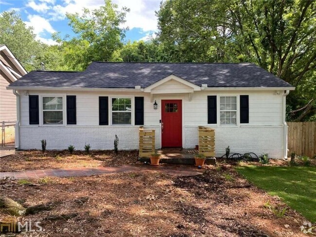 Building Photo - 1127 Dobbs Dr SE Rental