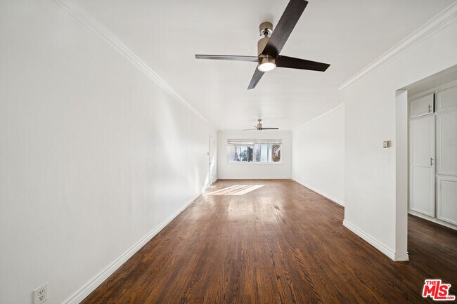 Photo - 3652 Carmona Ave Unidad 6