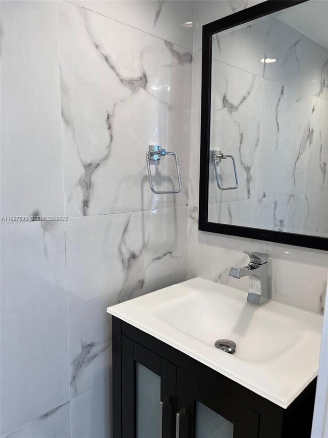 Photo - 6231 SW 138th Ct