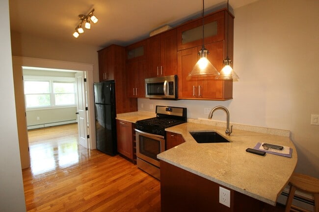 Photo - 175 Princeton St Unit 1