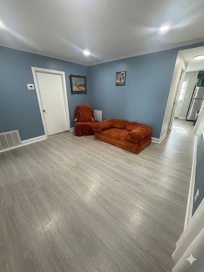 Photo - 1812 W Erie St Unit 2