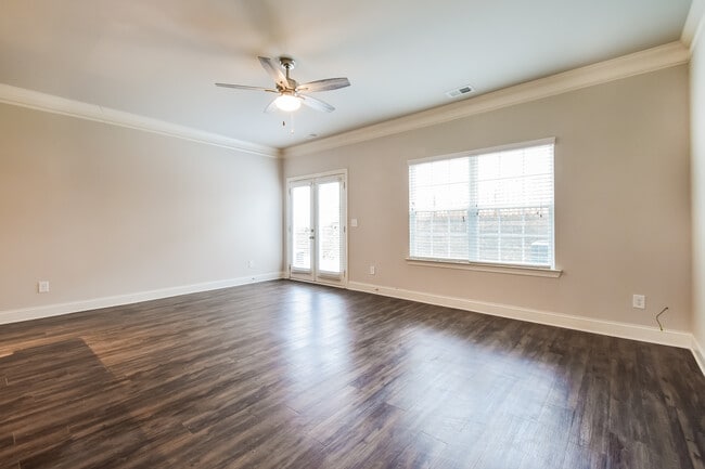 Photo - 63 Madaline Ln