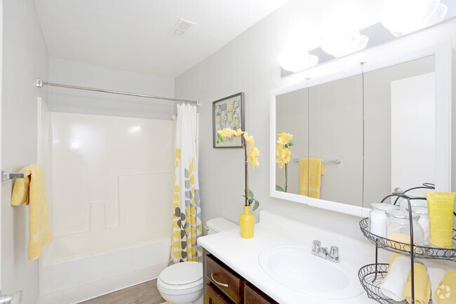 1BR, 1BA - Coral - 700 SF - Granite Bay