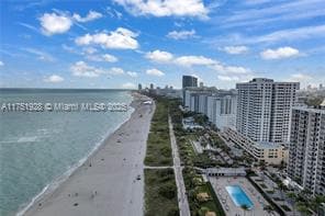 Photo - 2555 Collins Ave