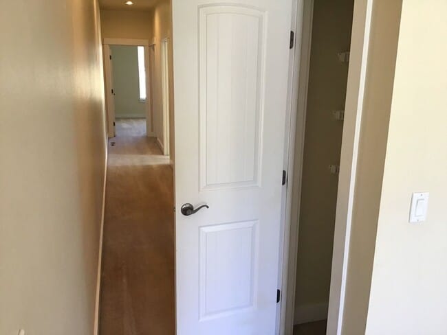 Photo - ra1052 Unit ra1052#1