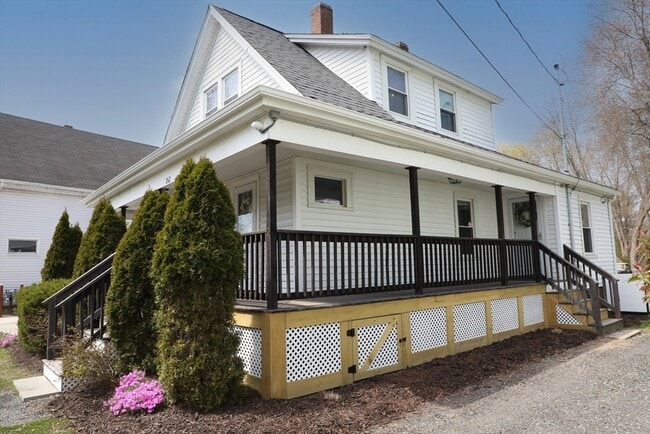 Photo - 262 Plymouth St