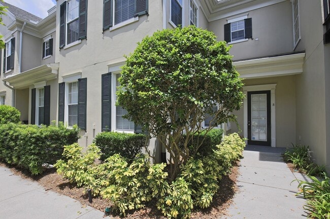 Building Photo - Stunning 3/2.5 Spacious Townhome with a 2 Car Garage Located in the Desirable Baldwin Park - Orla...