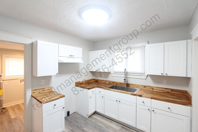 Photo - Renovated 3 Bedroom 1 Bath - New On The Ma... House