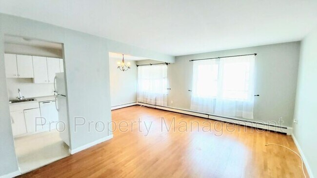 Photo - 1 Walter Ave