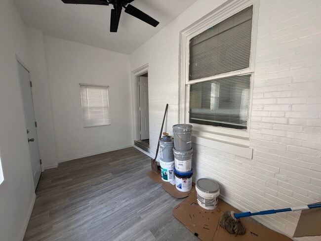 Photo - 315 S 6th St