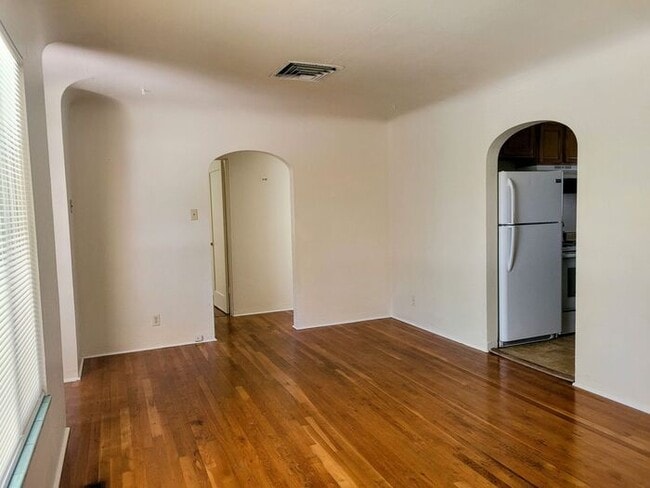 Photo - Quaint 2 bedroom, 1 bath brick duplex unit