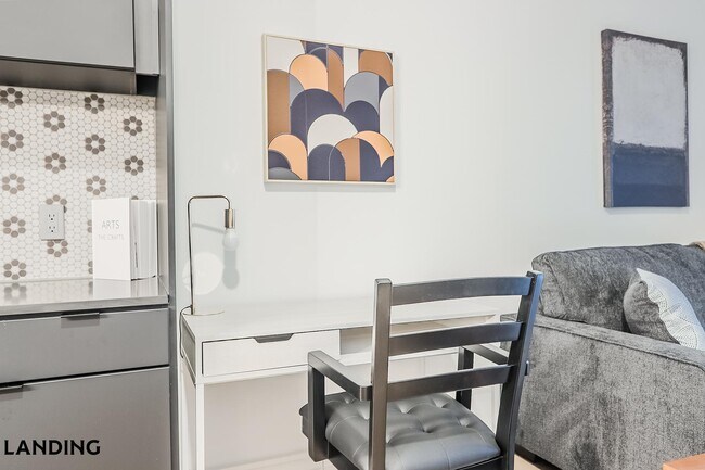 Photo - 2623 Keene St Unidad 554